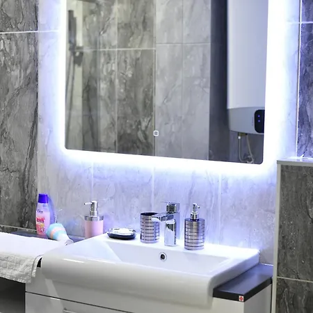 New Moment Lux 2 아파트 *