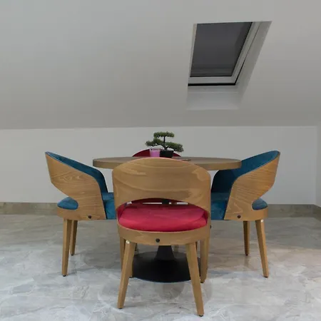 New Moment Lux 2 Zarkovo